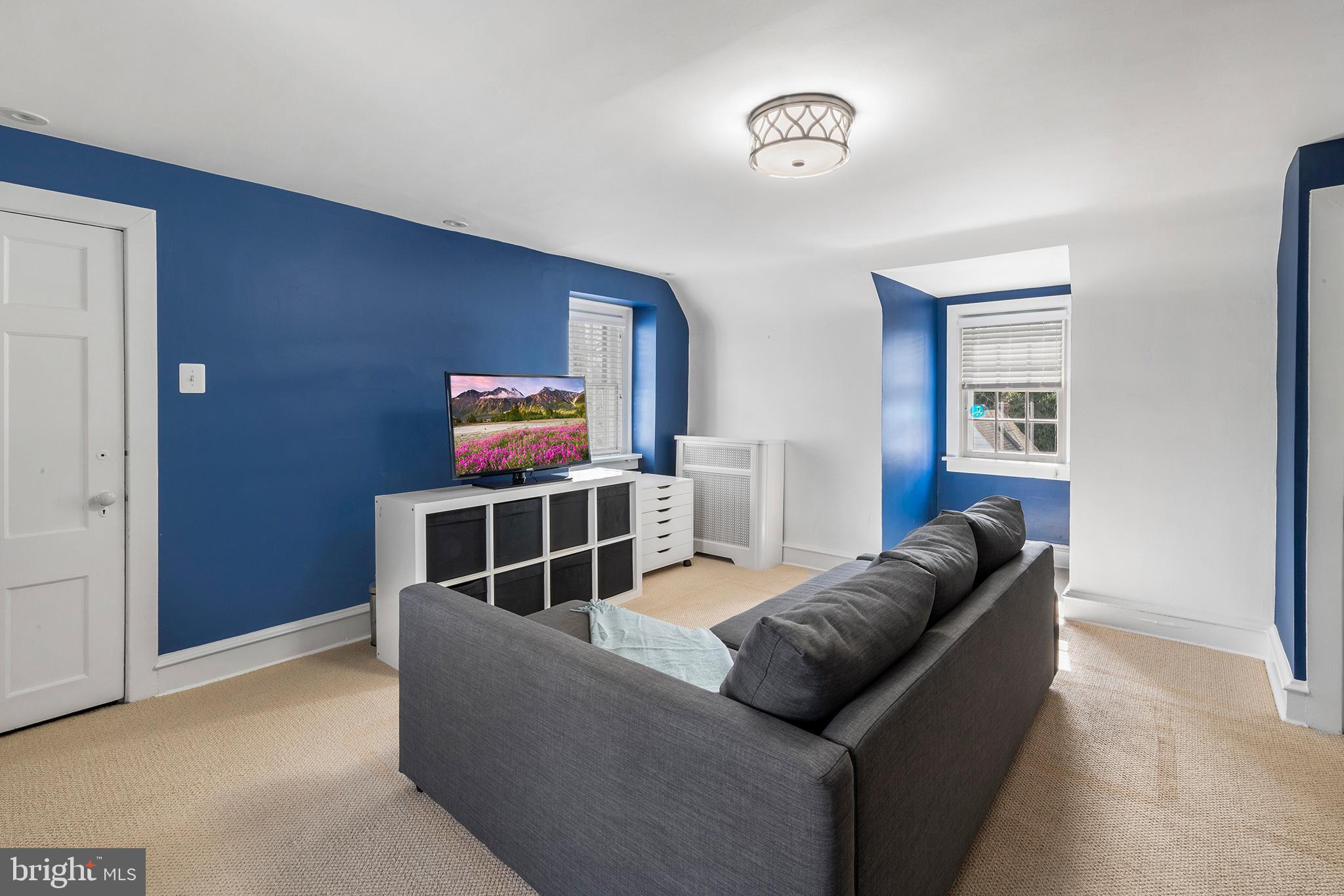 BRYN MAWR - Residential