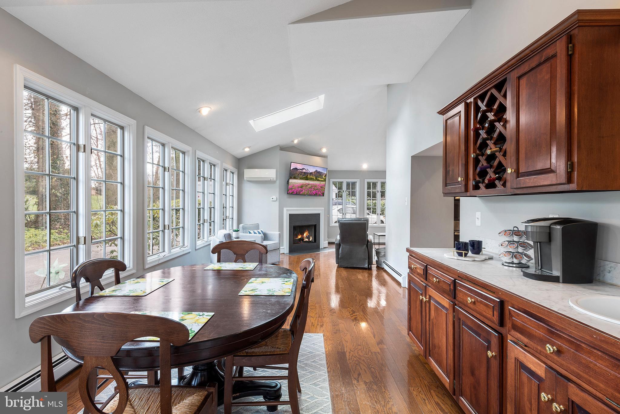 BRYN MAWR - Residential