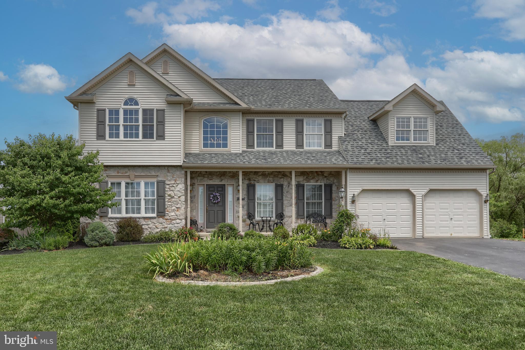 9 VILLAGE DRIVE