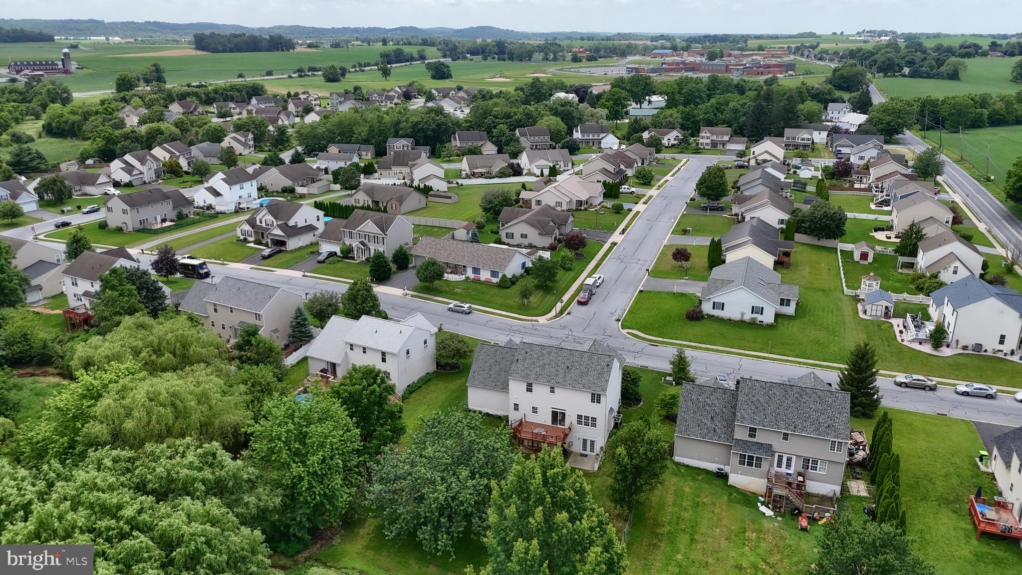 9 VILLAGE DRIVE