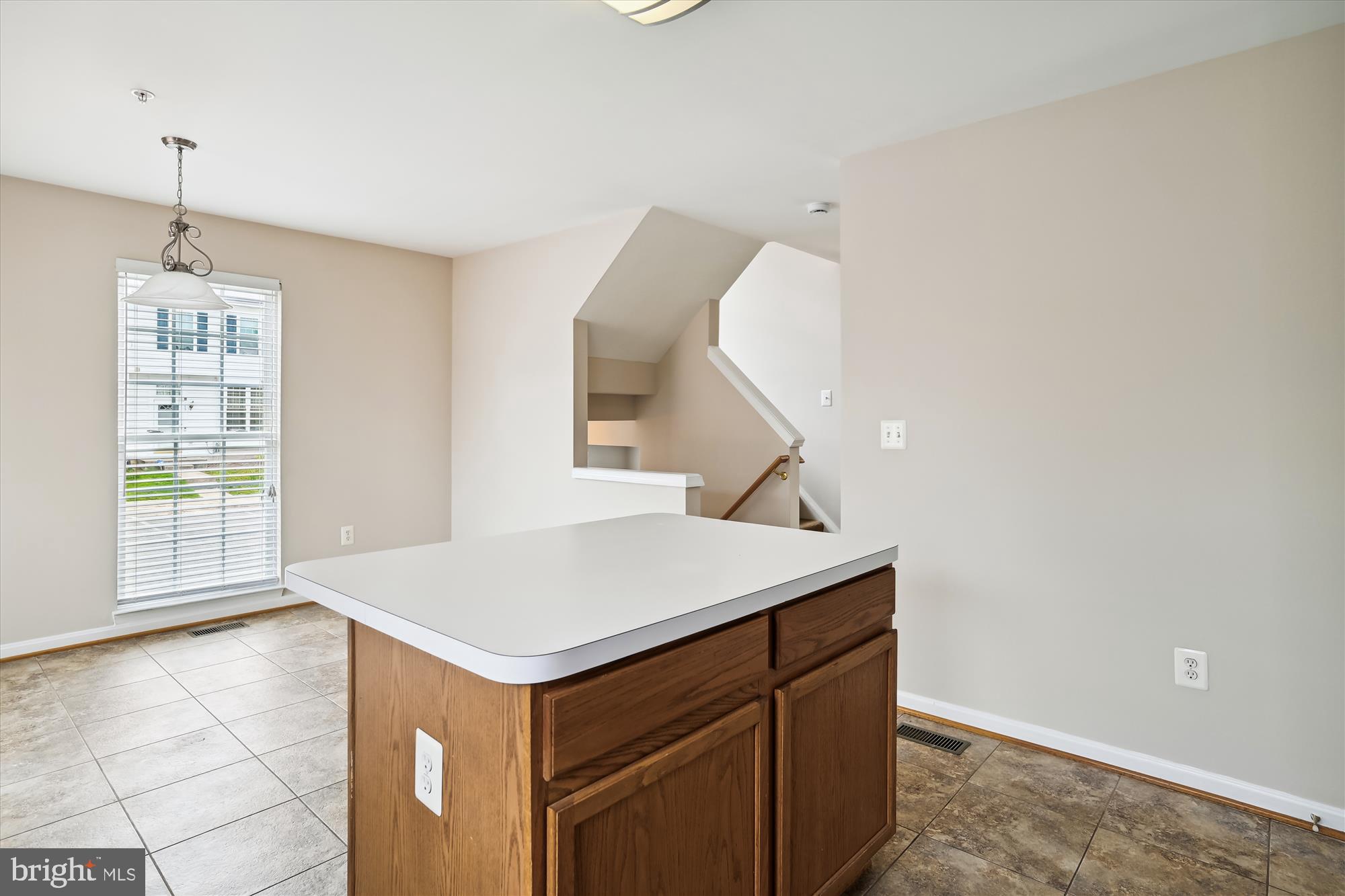 SEVEN OAKS - Residential