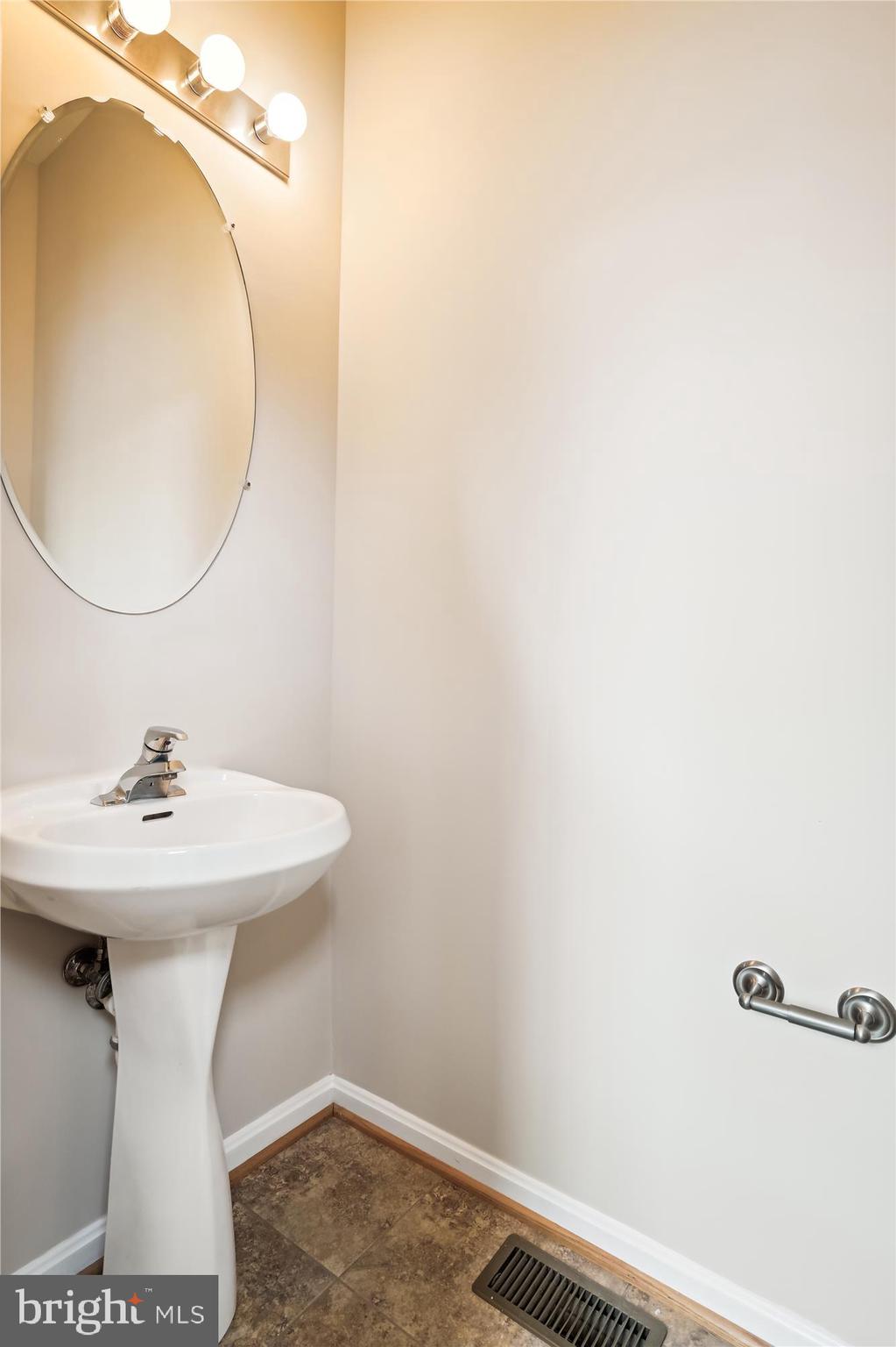 SEVEN OAKS - Residential