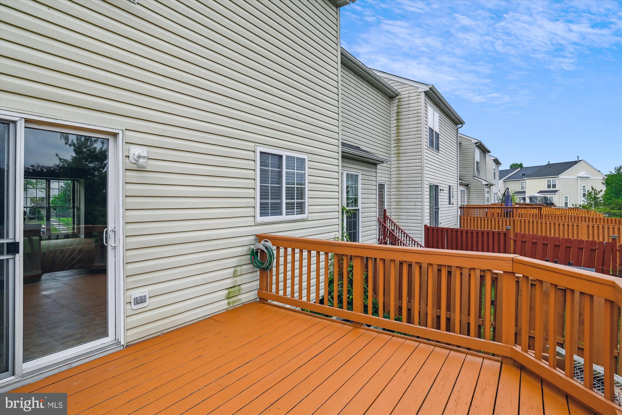 SEVEN OAKS - Residential