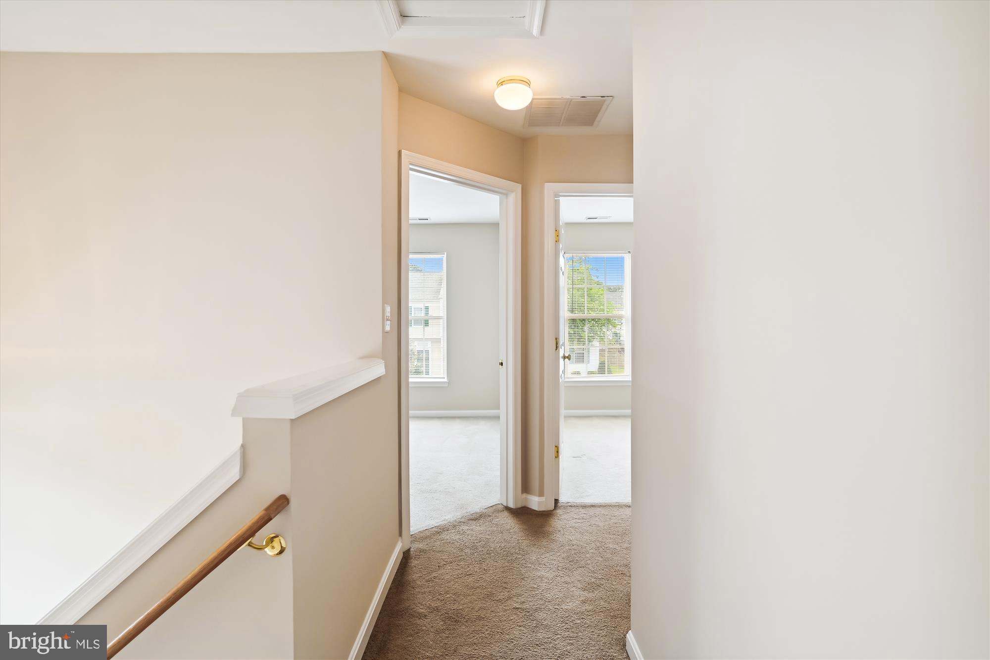 SEVEN OAKS - Residential