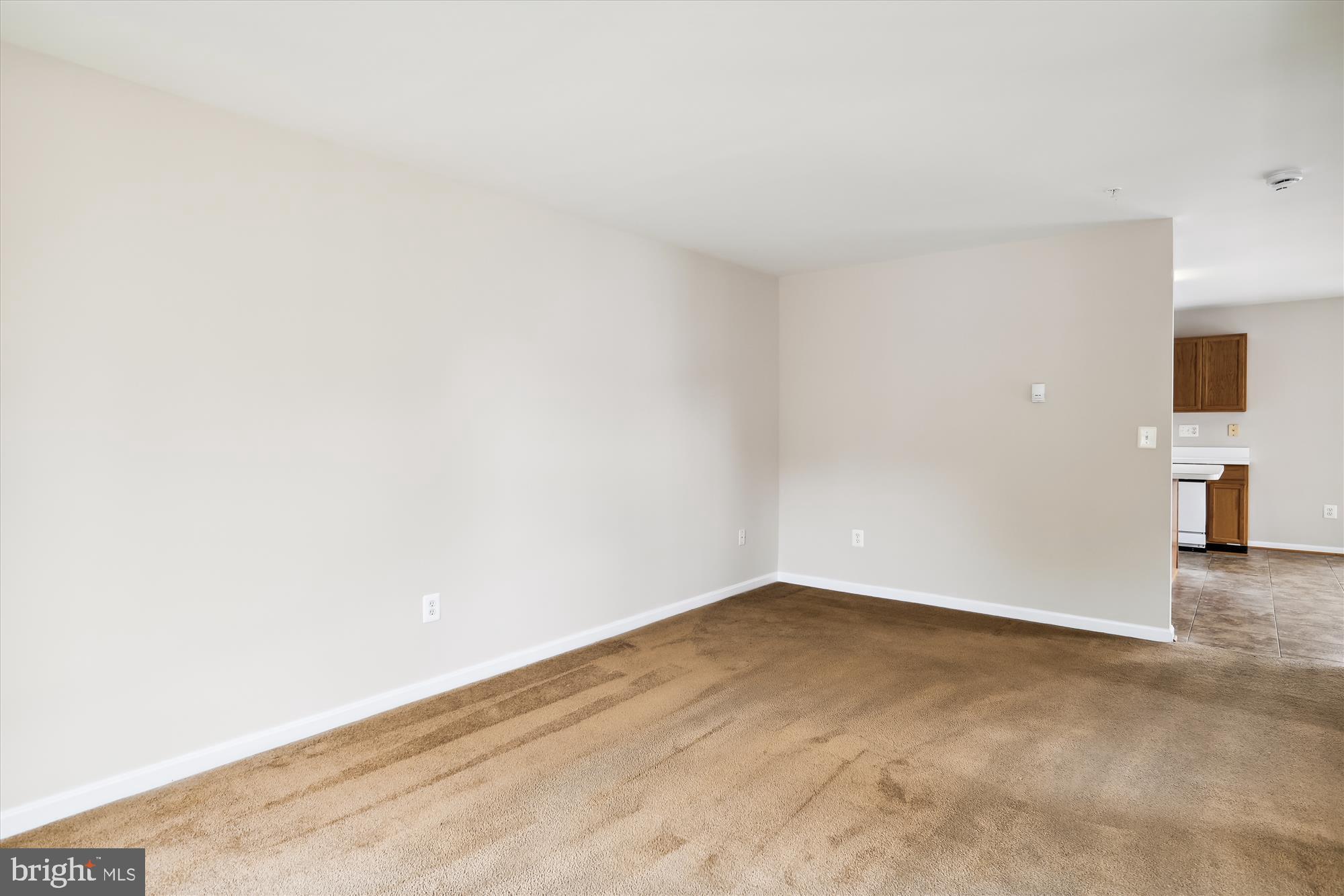 SEVEN OAKS - Residential