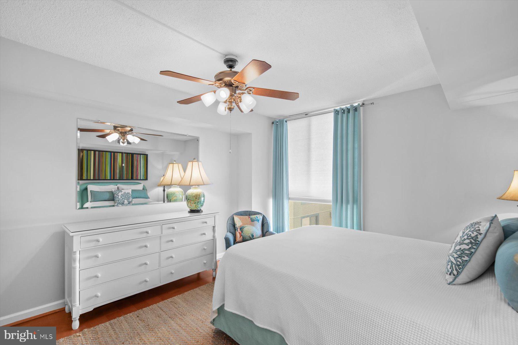 SEA COLONY EAST - Residential