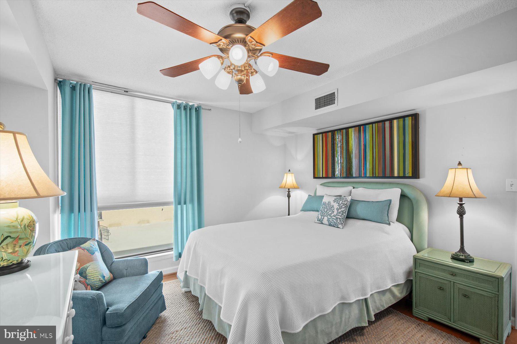 SEA COLONY EAST - Residential