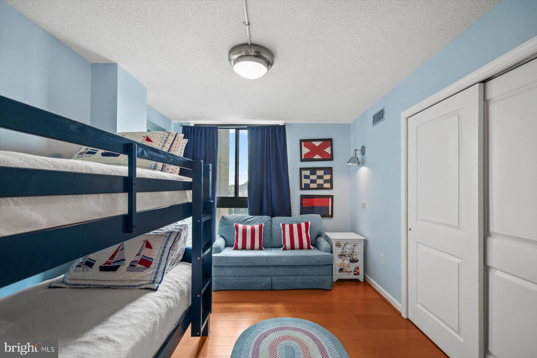 SEA COLONY EAST - Residential