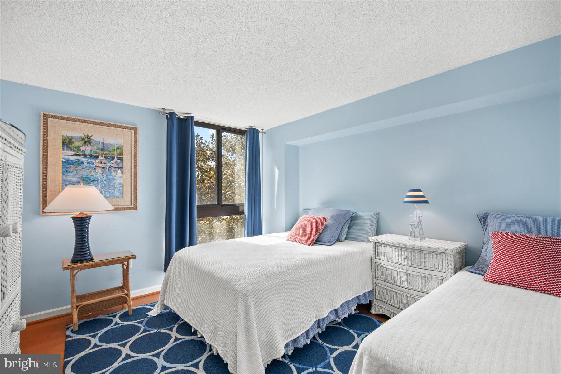 SEA COLONY EAST - Residential