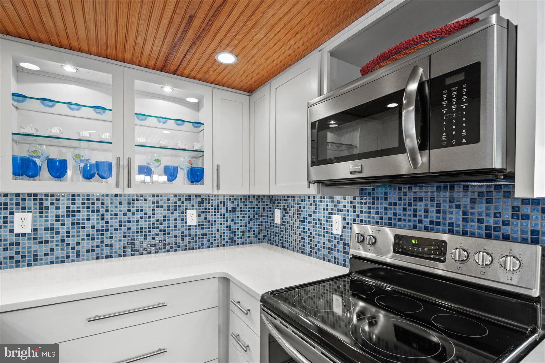 SEA COLONY EAST - Residential