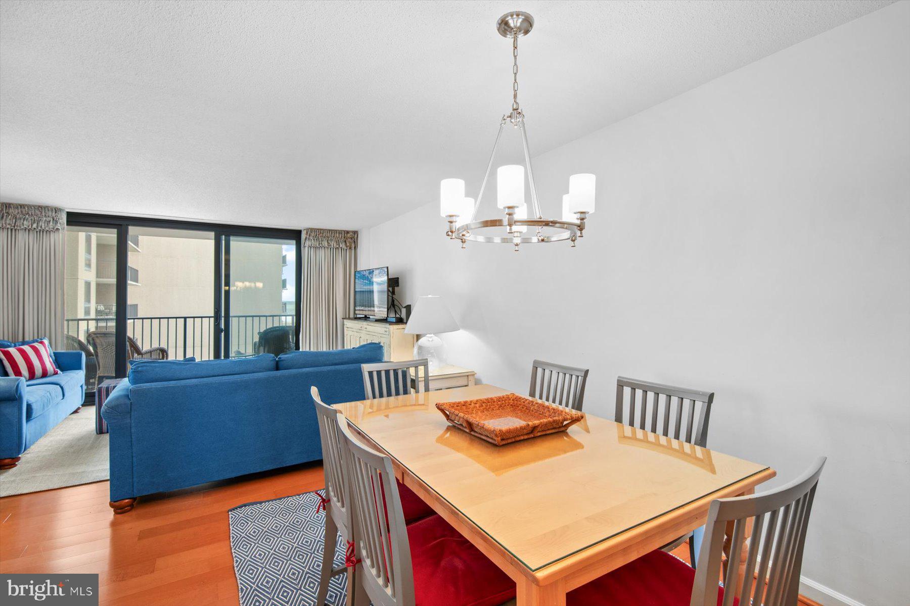 SEA COLONY EAST - Residential