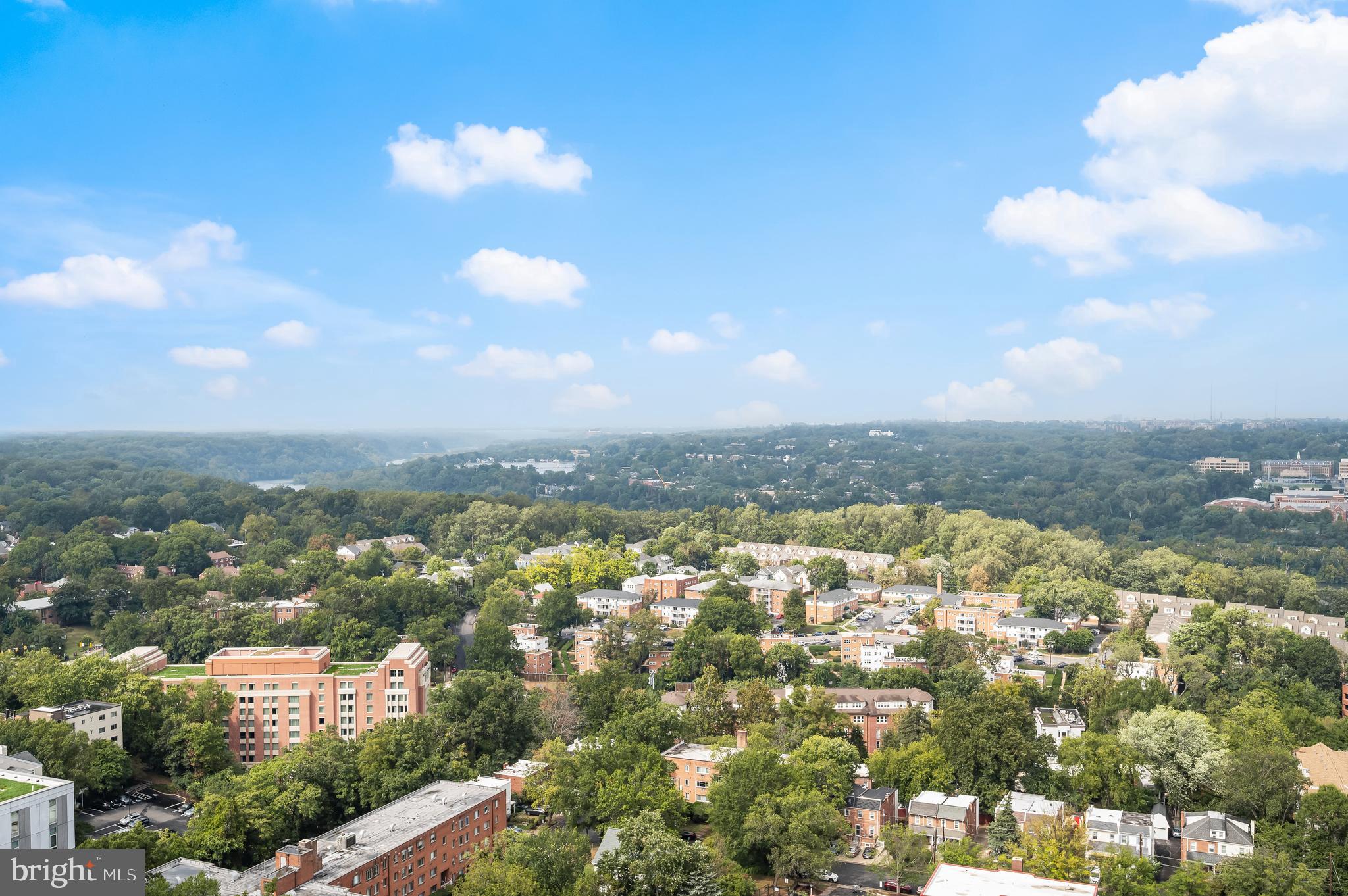 ROSSLYN - Residential