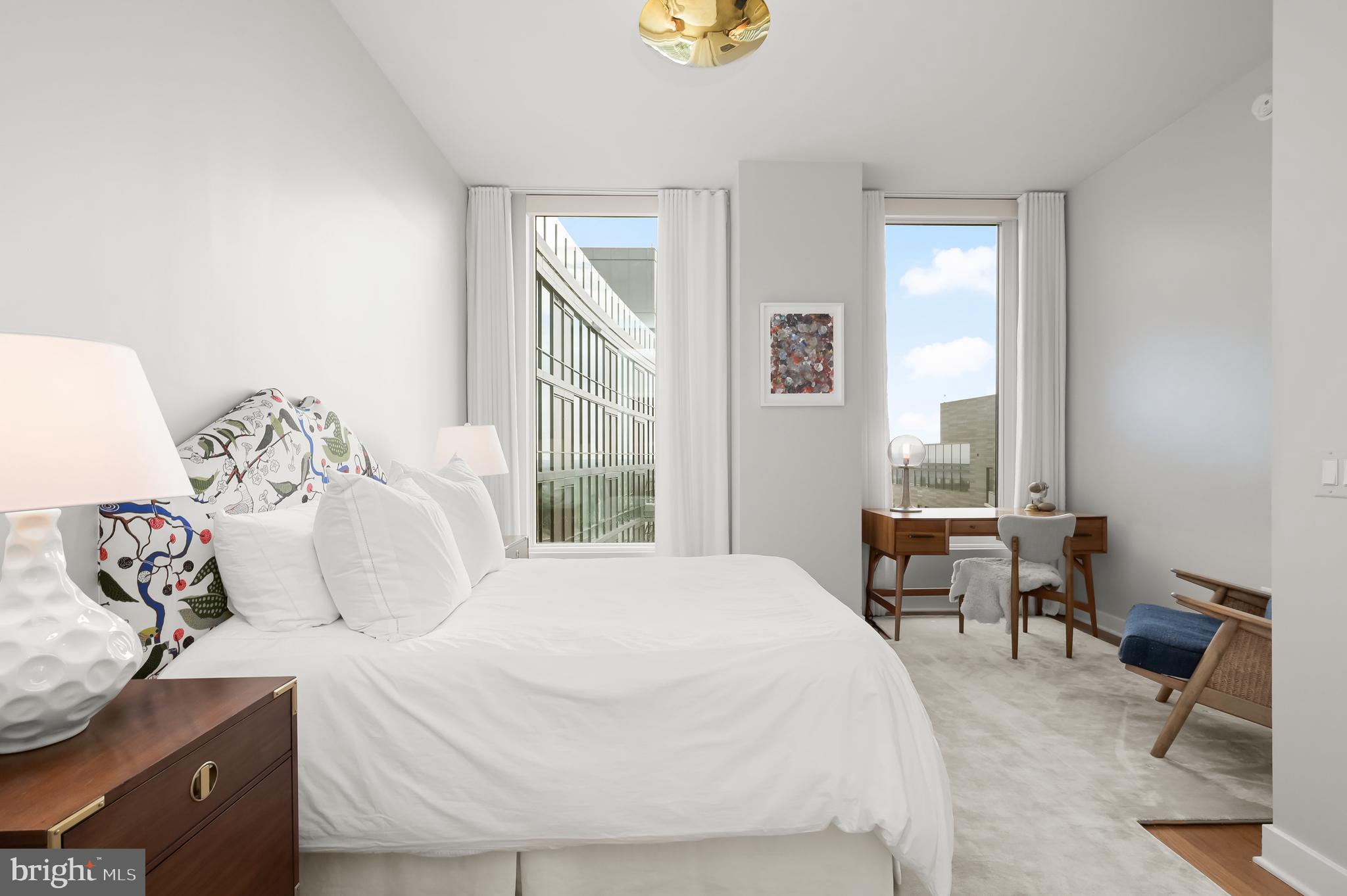 ROSSLYN - Residential