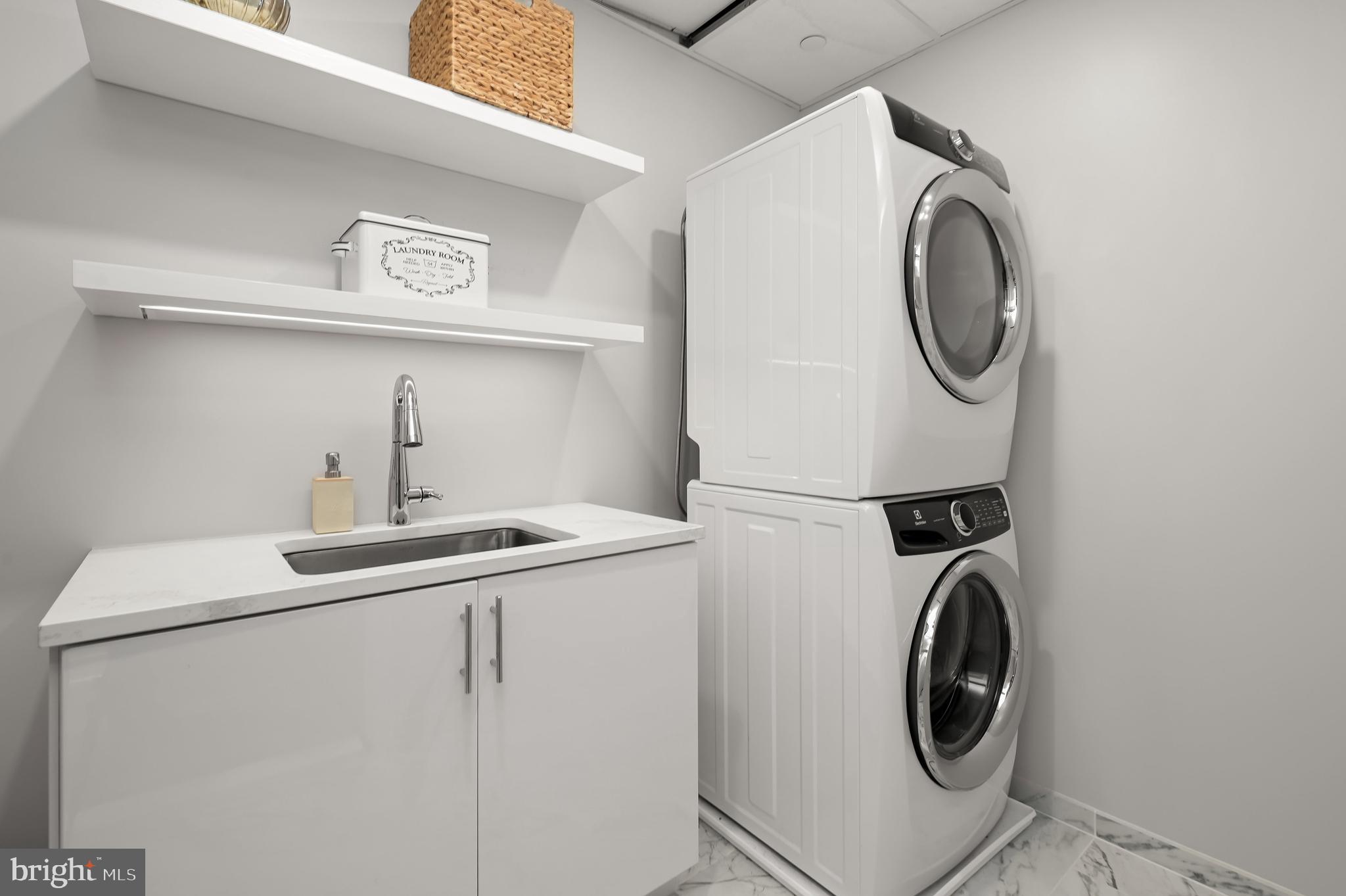 ROSSLYN - Residential