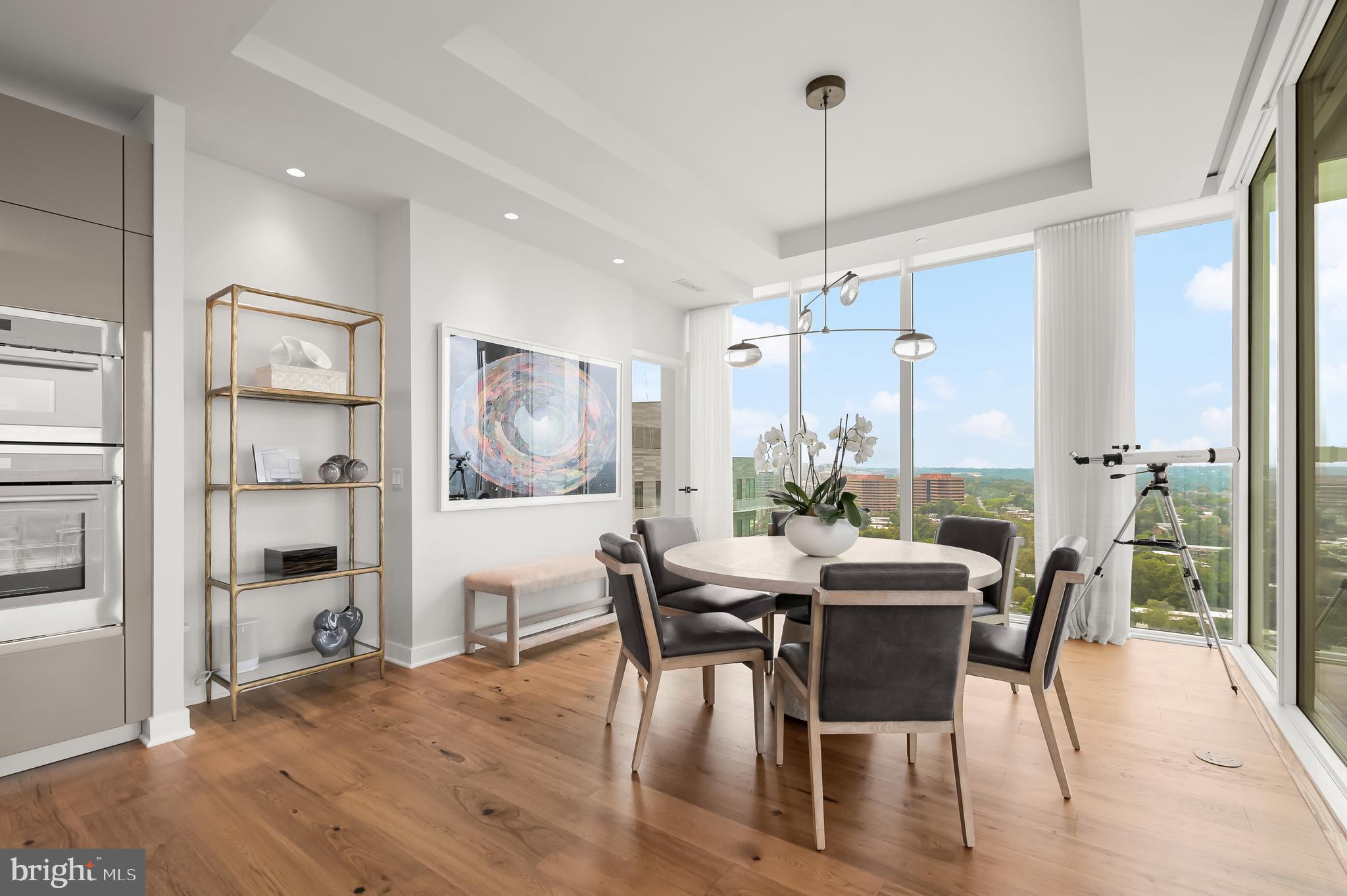 ROSSLYN - Residential