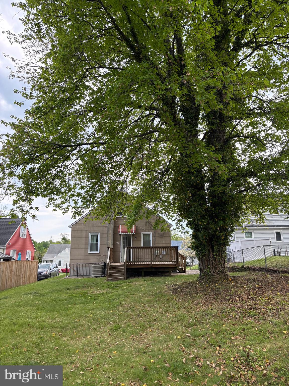 120 NORTHWOOD DRIVE