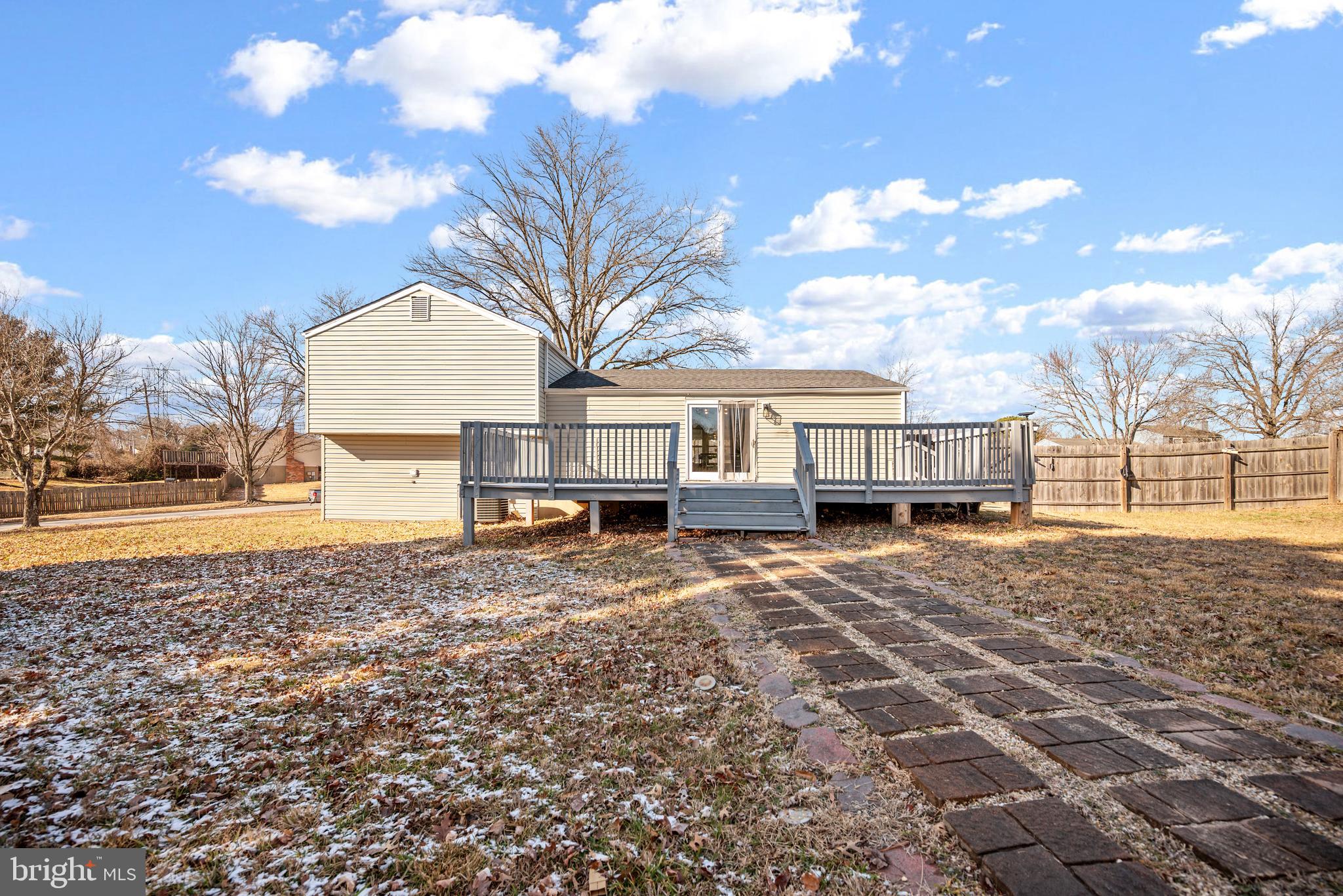 MAPLEWOOD - Residential