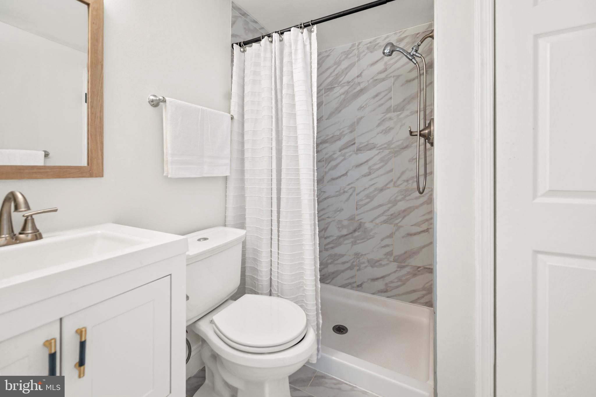 MAPLEWOOD - Residential