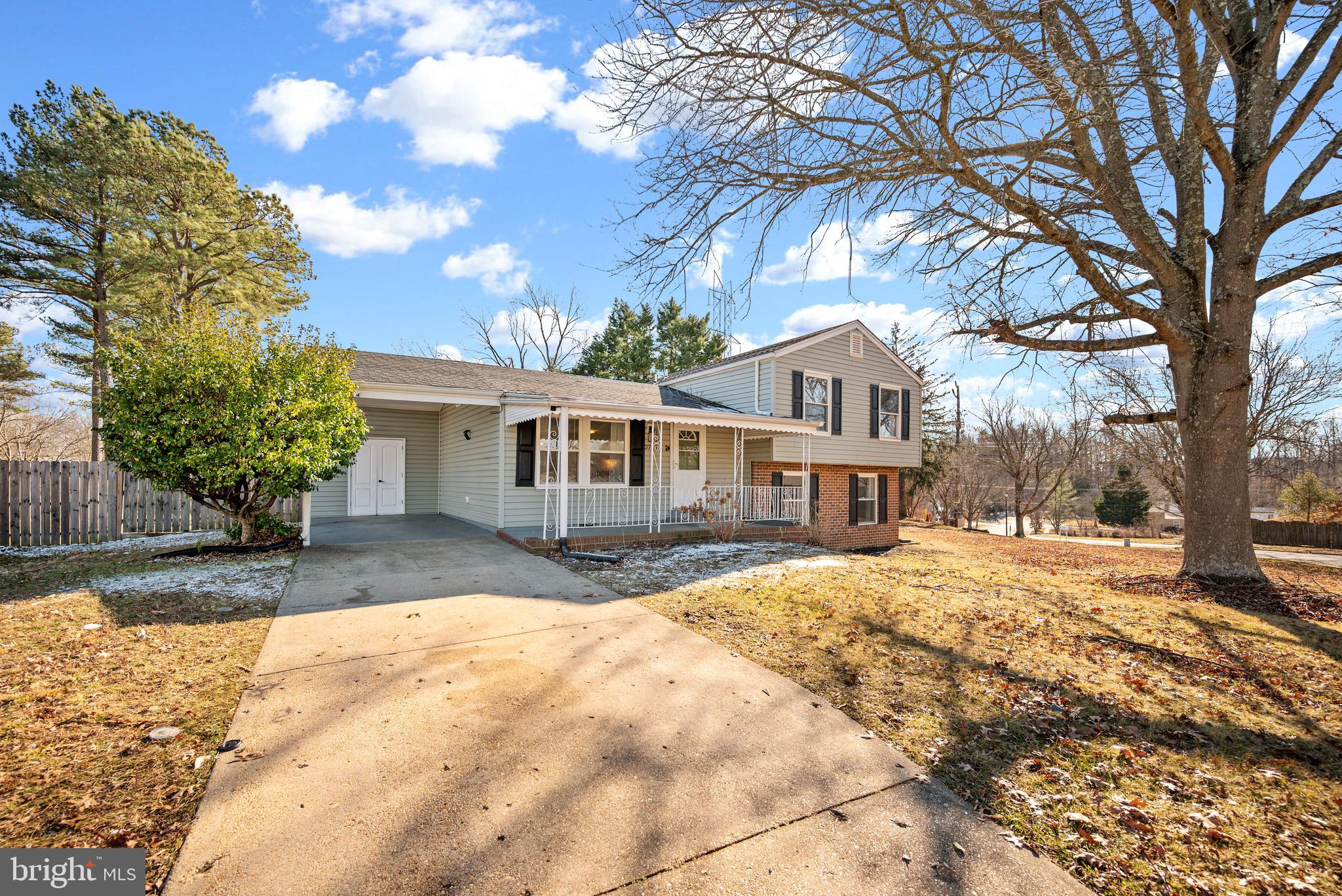 MAPLEWOOD - Residential