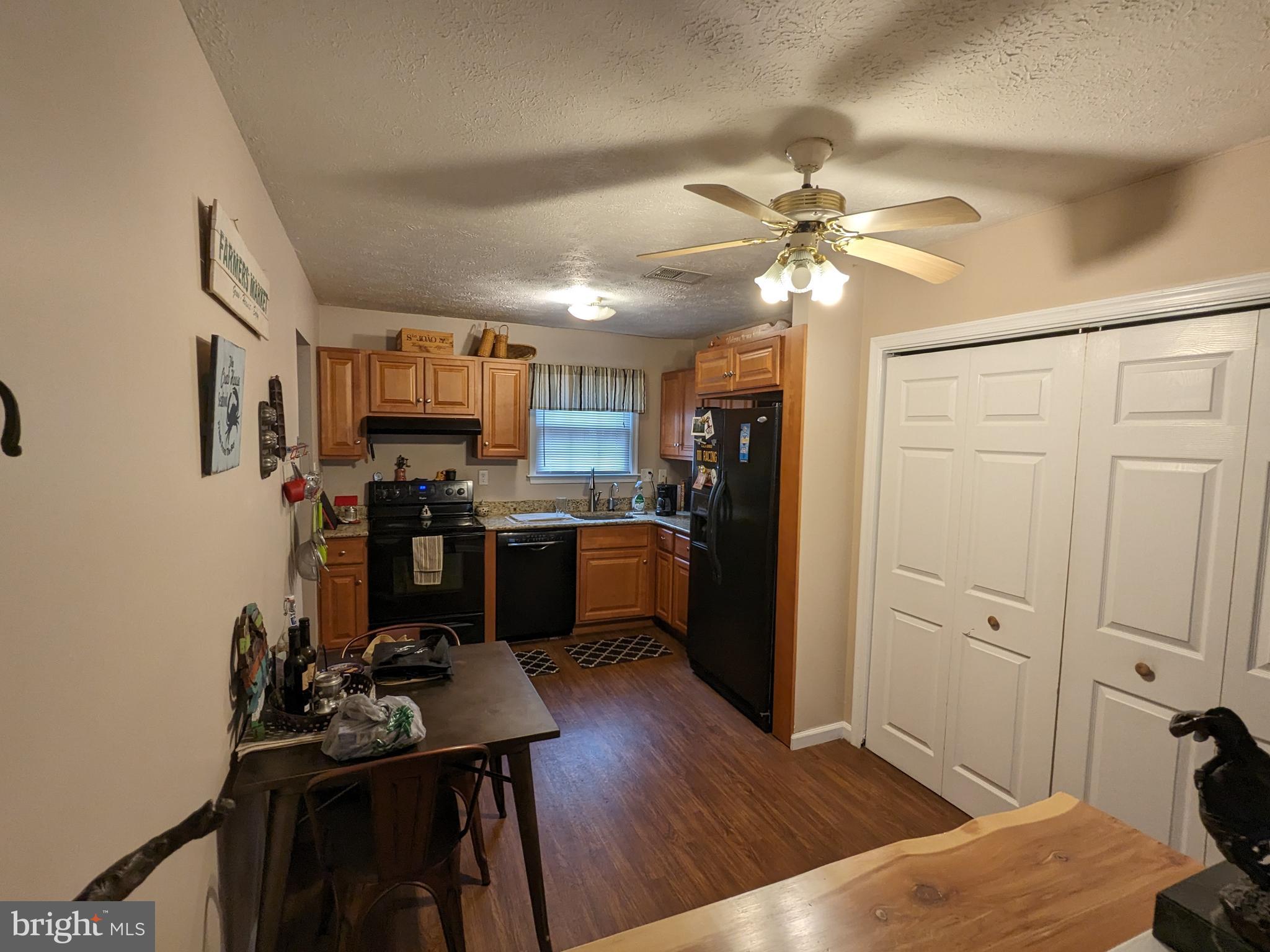 HARBOR VIEW - Residential Lease