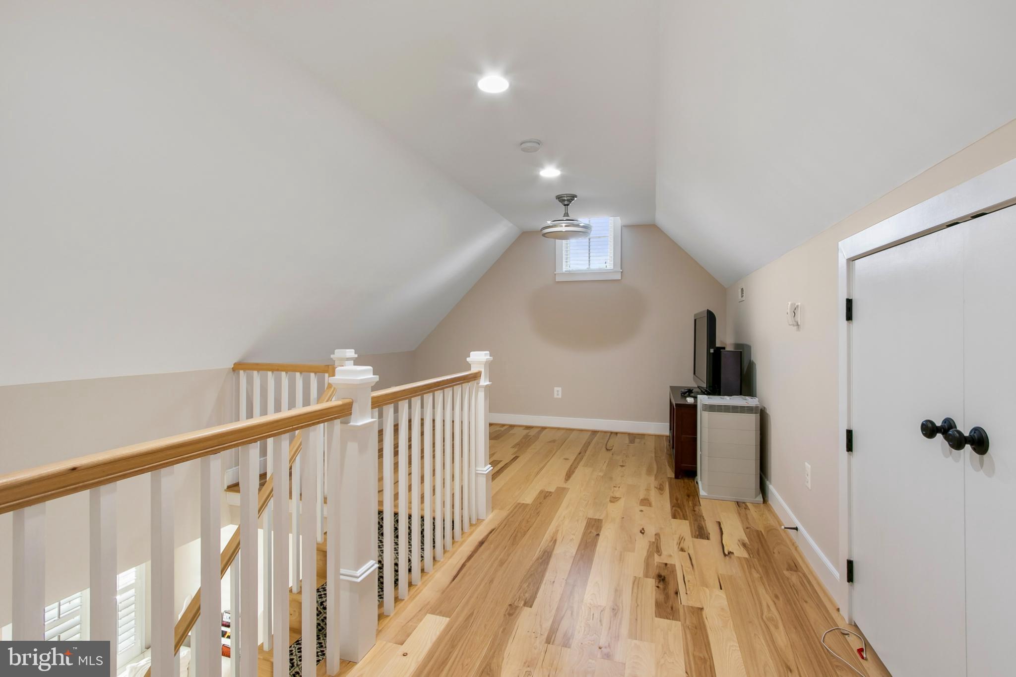 ELLISON HEIGHTS - Residential