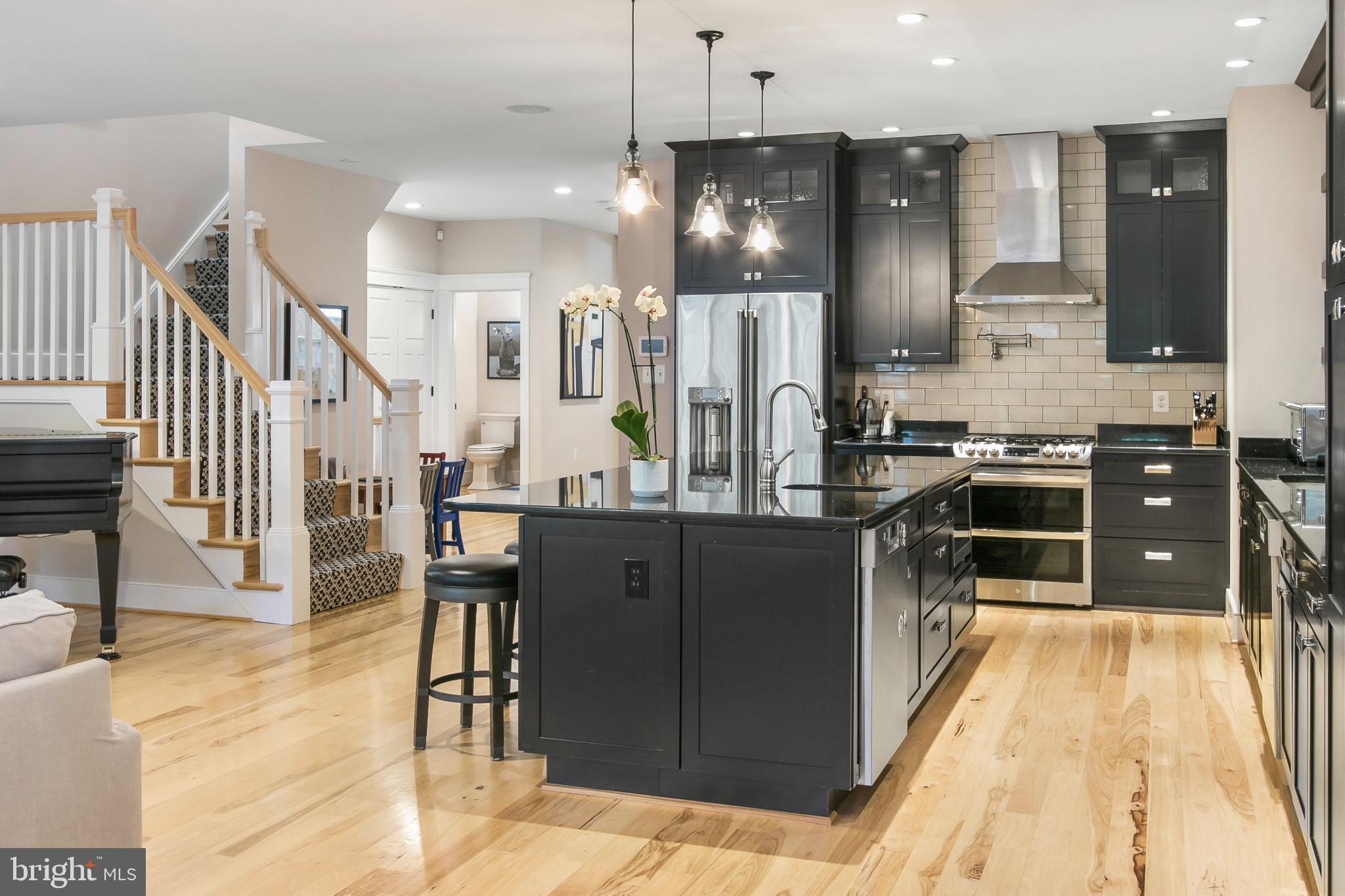 ELLISON HEIGHTS - Residential