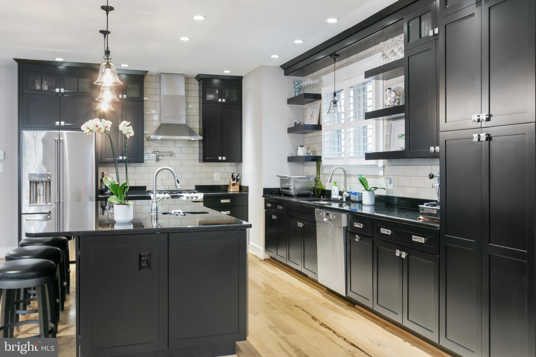 ELLISON HEIGHTS - Residential