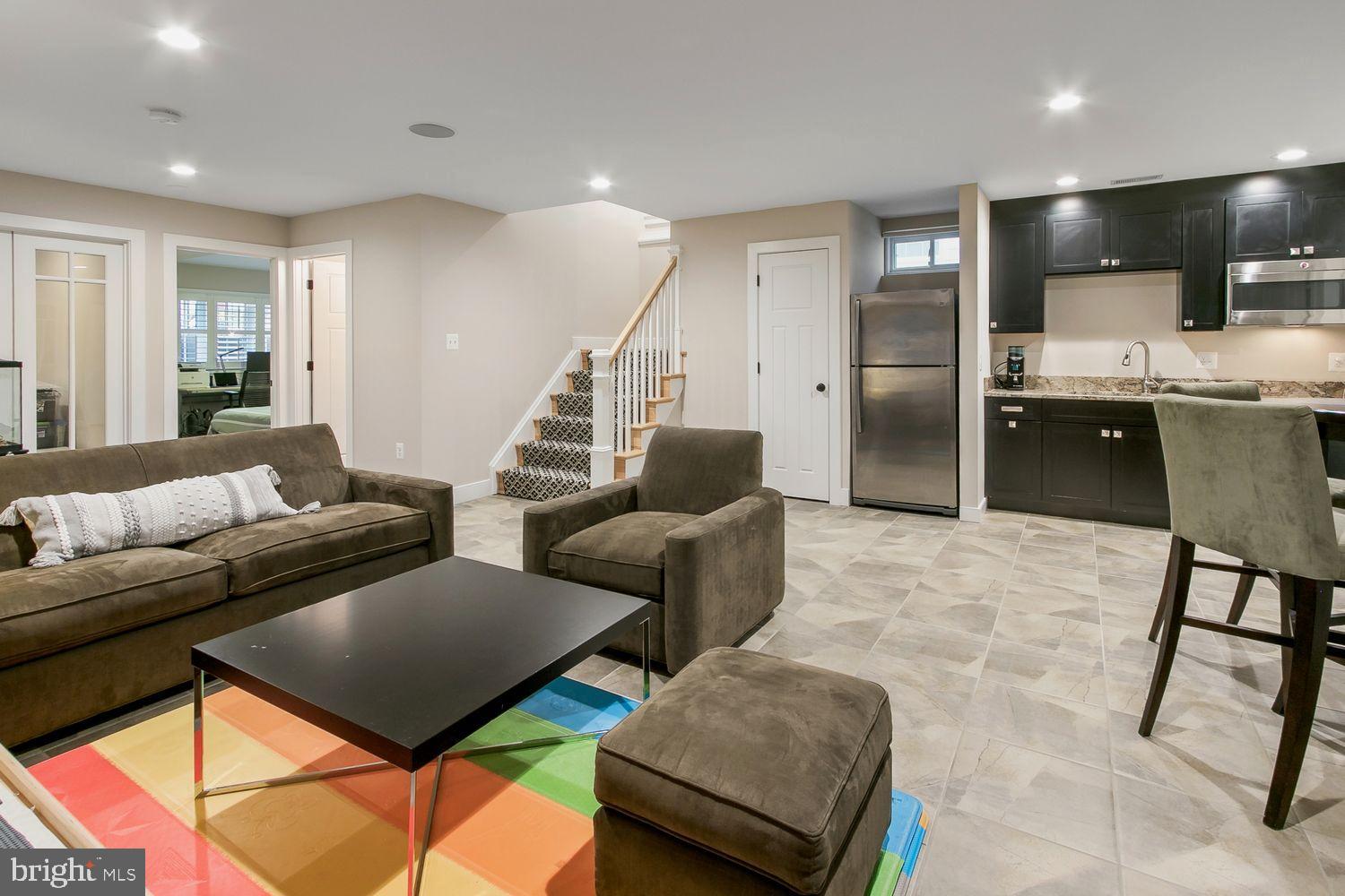 ELLISON HEIGHTS - Residential