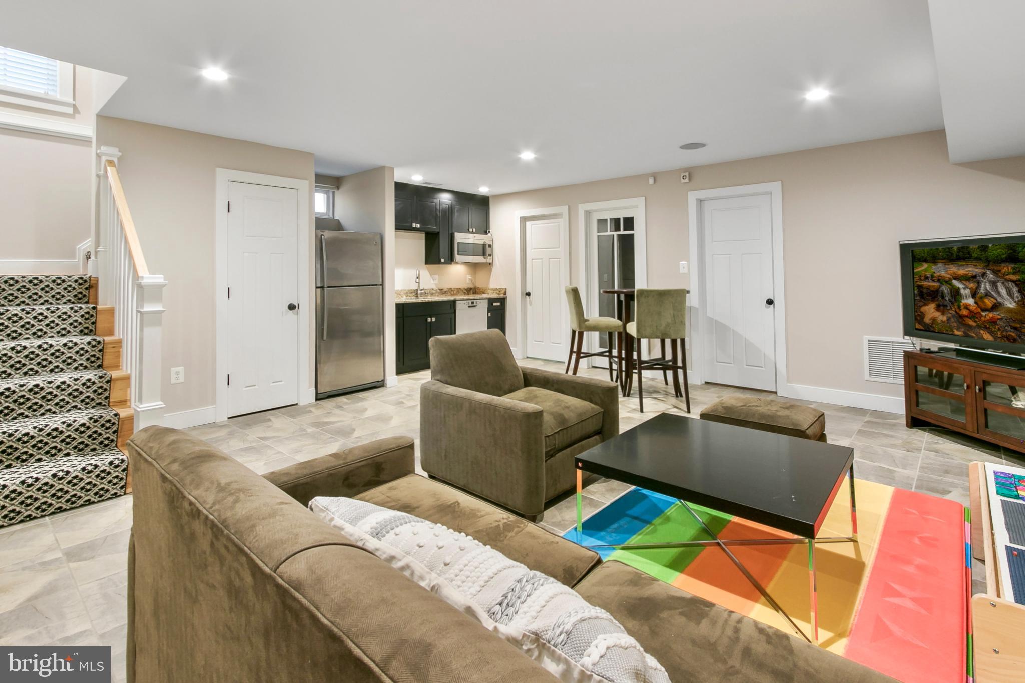 ELLISON HEIGHTS - Residential