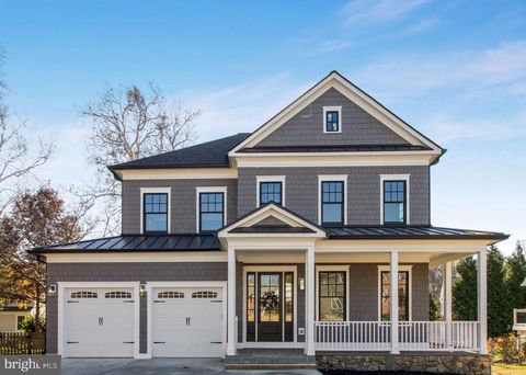 Photo of 6002 ROOSEVELT ST, BETHESDA, MD 20817 (MLS # MDMC2076666) Photo of 6002 ROOSEVELT ST, BETHESDA, MD 20817 (MLS # MDMC2076666)
