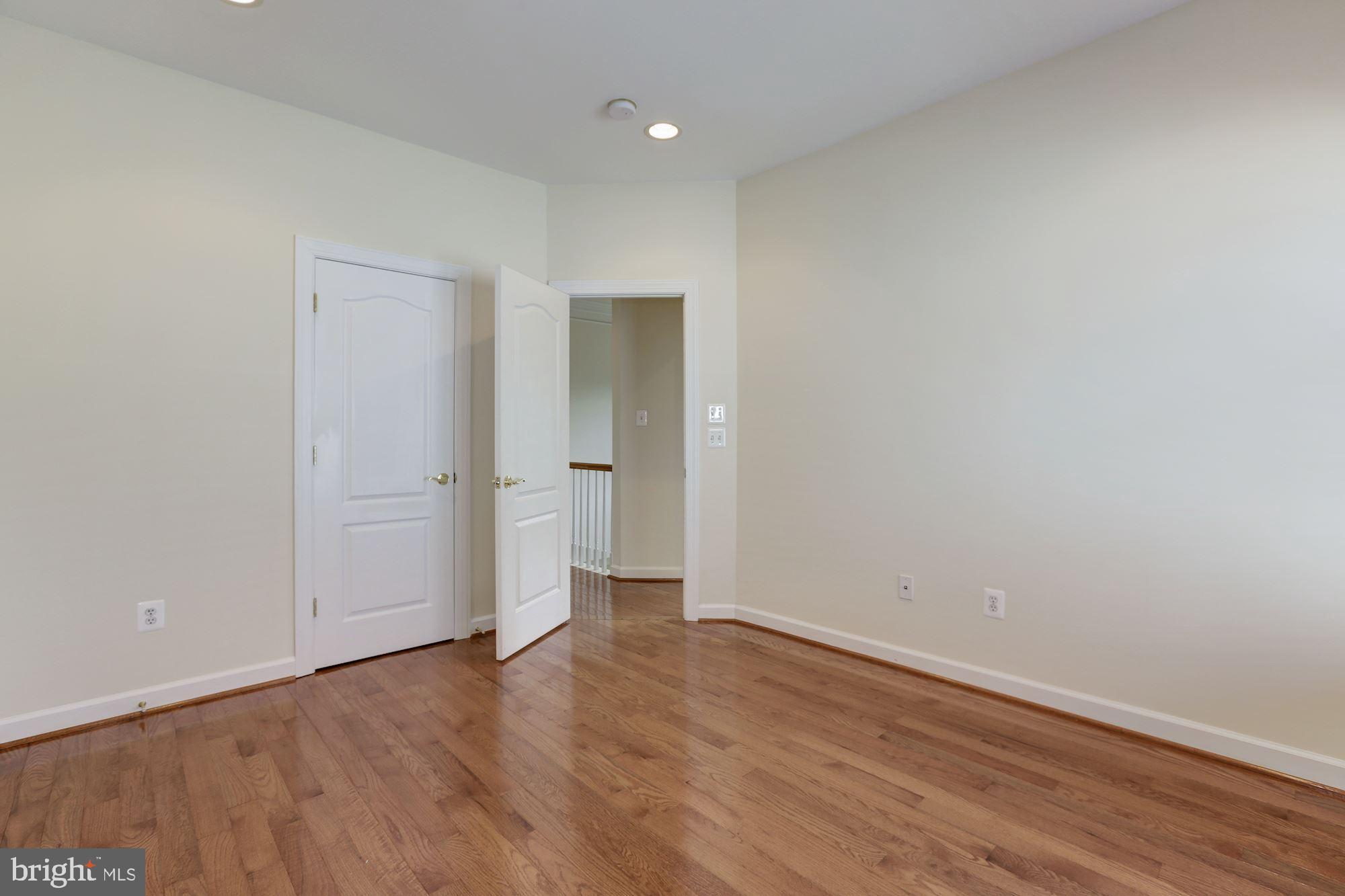 KINGSPORT - Residential