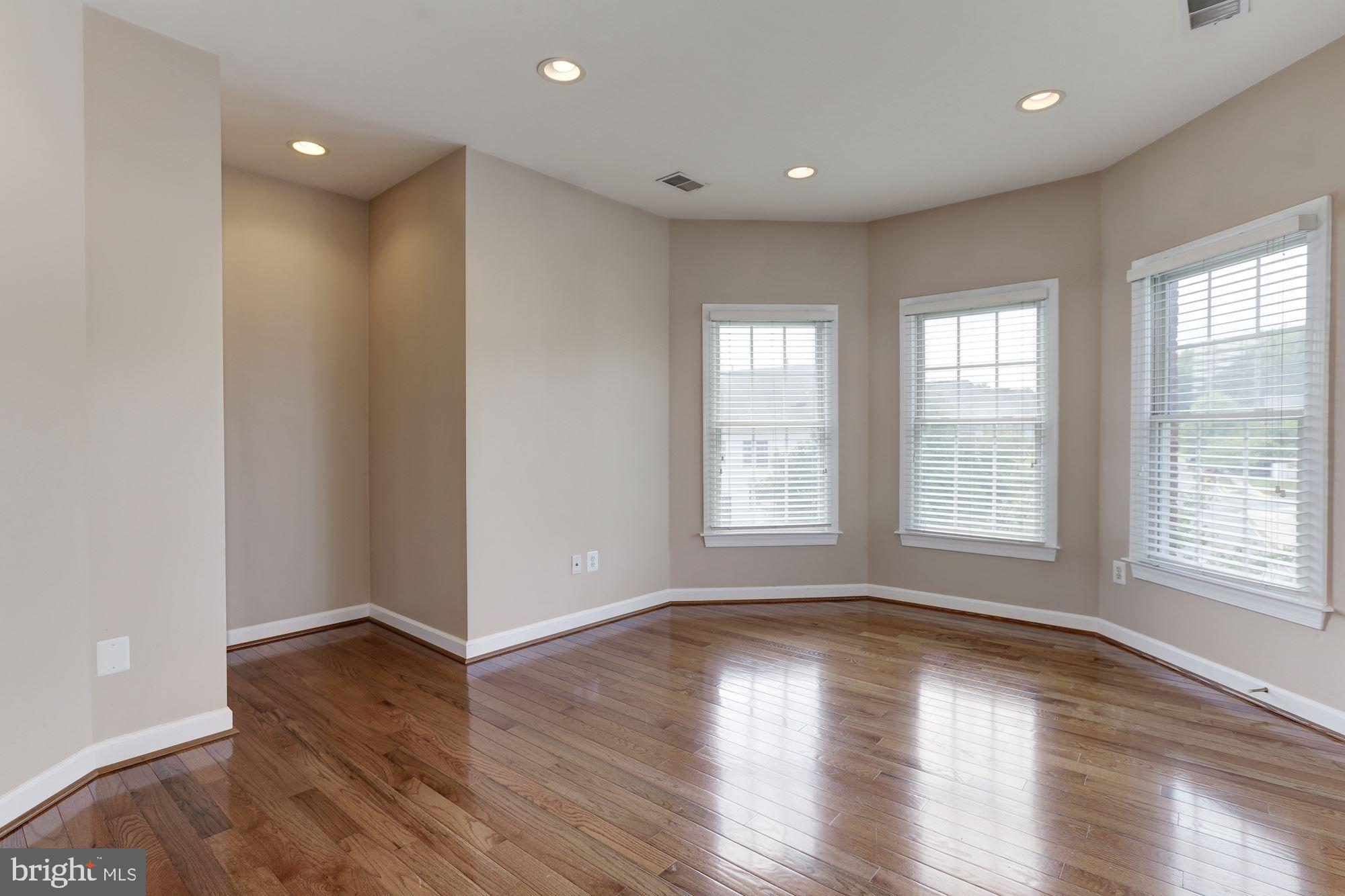 KINGSPORT - Residential