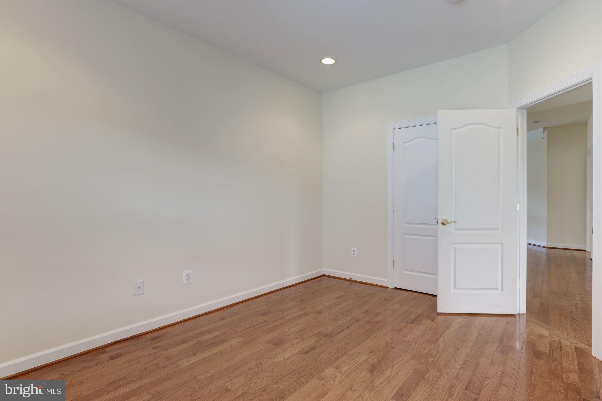 KINGSPORT - Residential