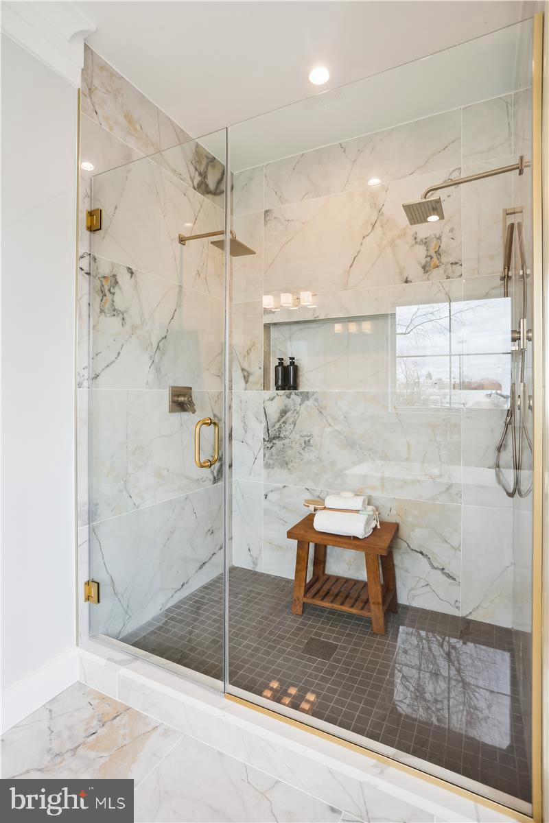 GEORGETOWN VILLAGE - Residential