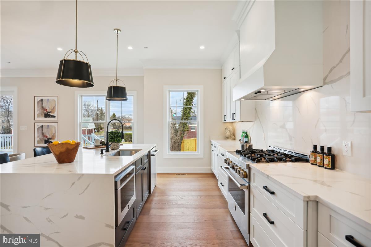 GEORGETOWN VILLAGE - Residential