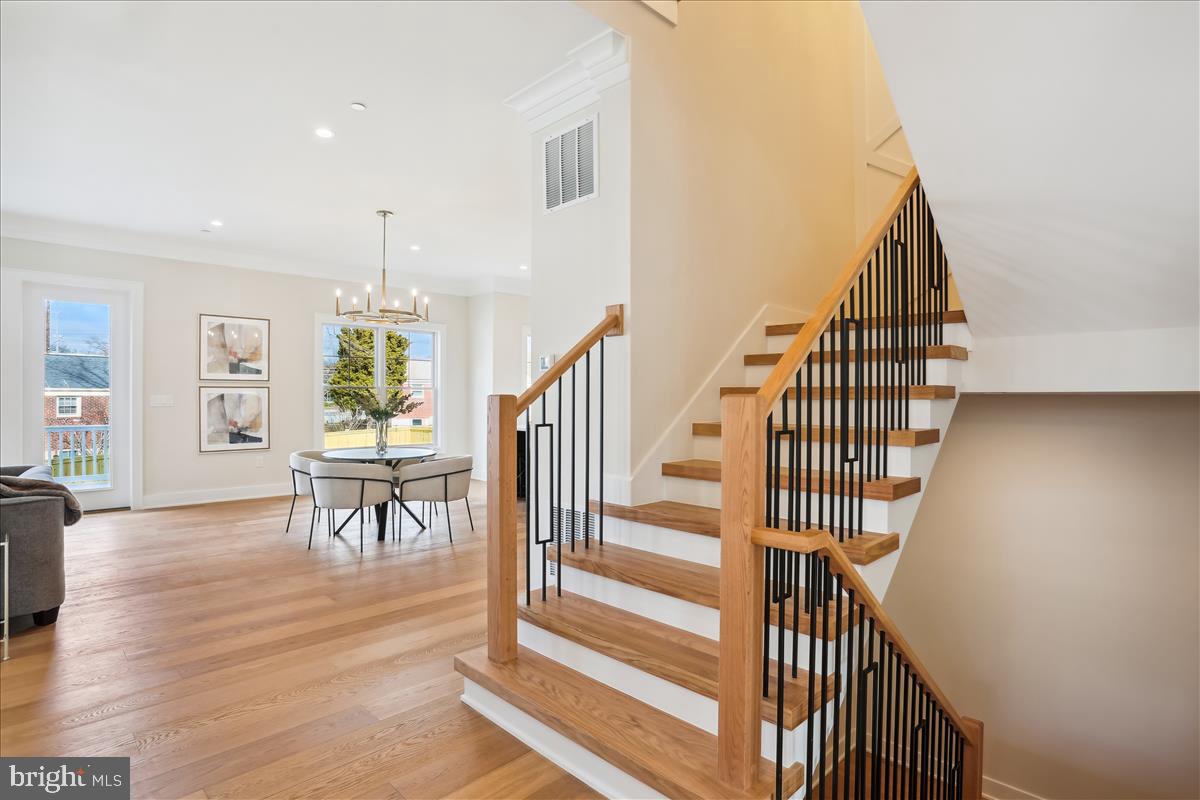 GEORGETOWN VILLAGE - Residential