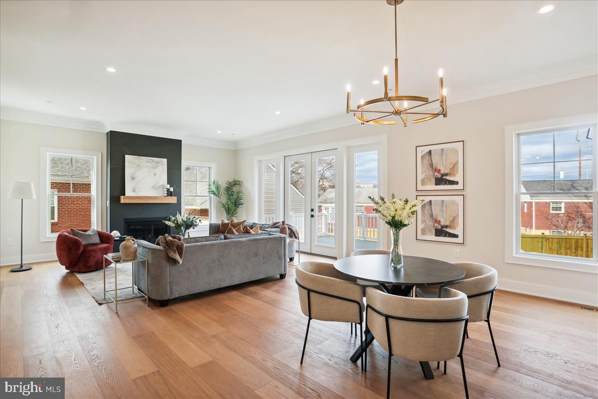 GEORGETOWN VILLAGE - Residential