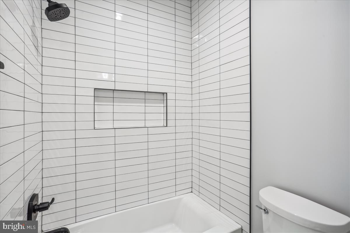 GEORGETOWN VILLAGE - Residential