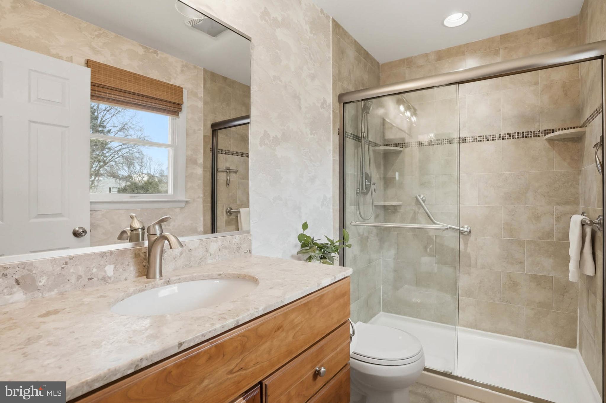 MOUNT HEBRON - Residential