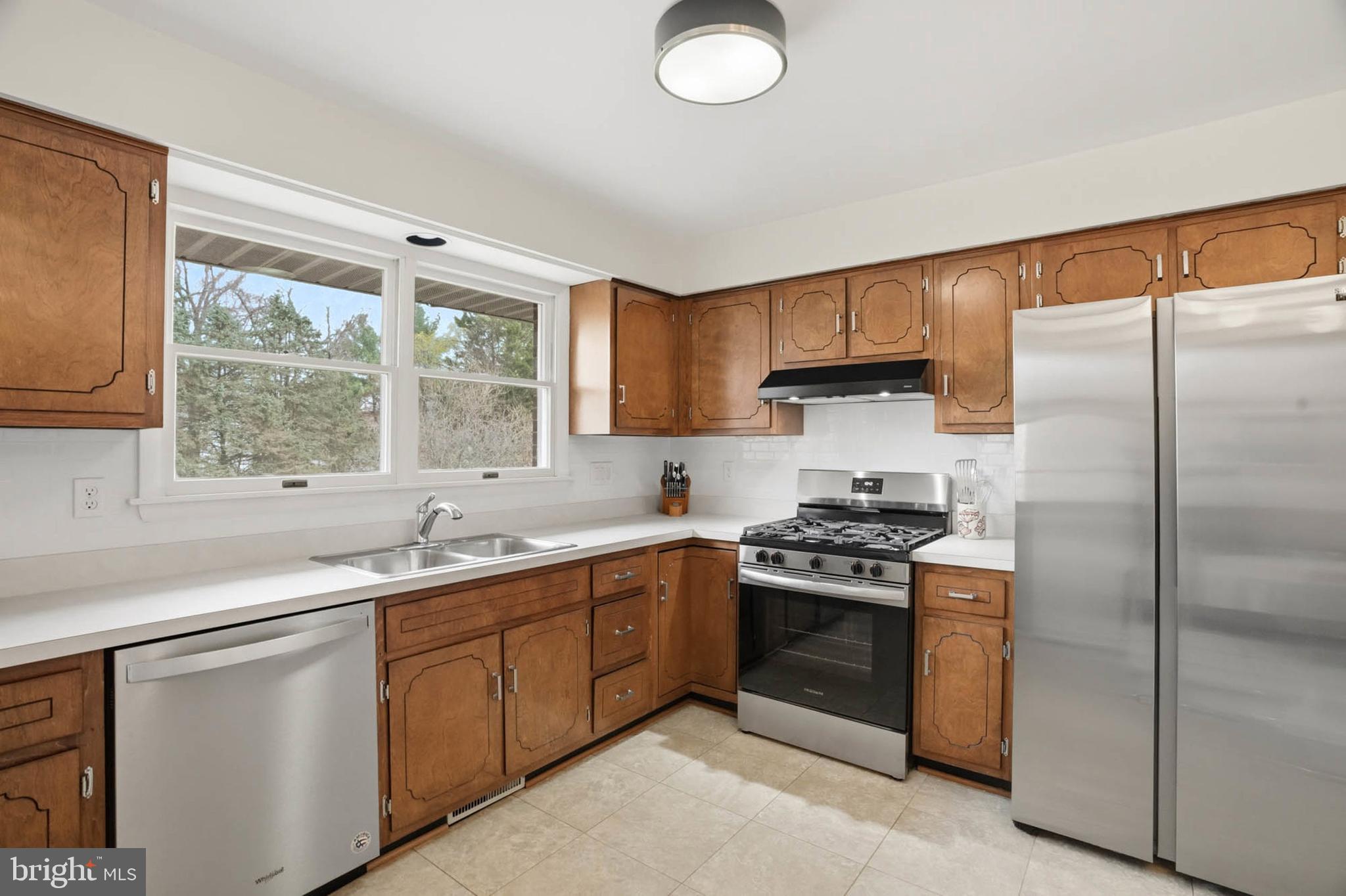 MOUNT HEBRON - Residential