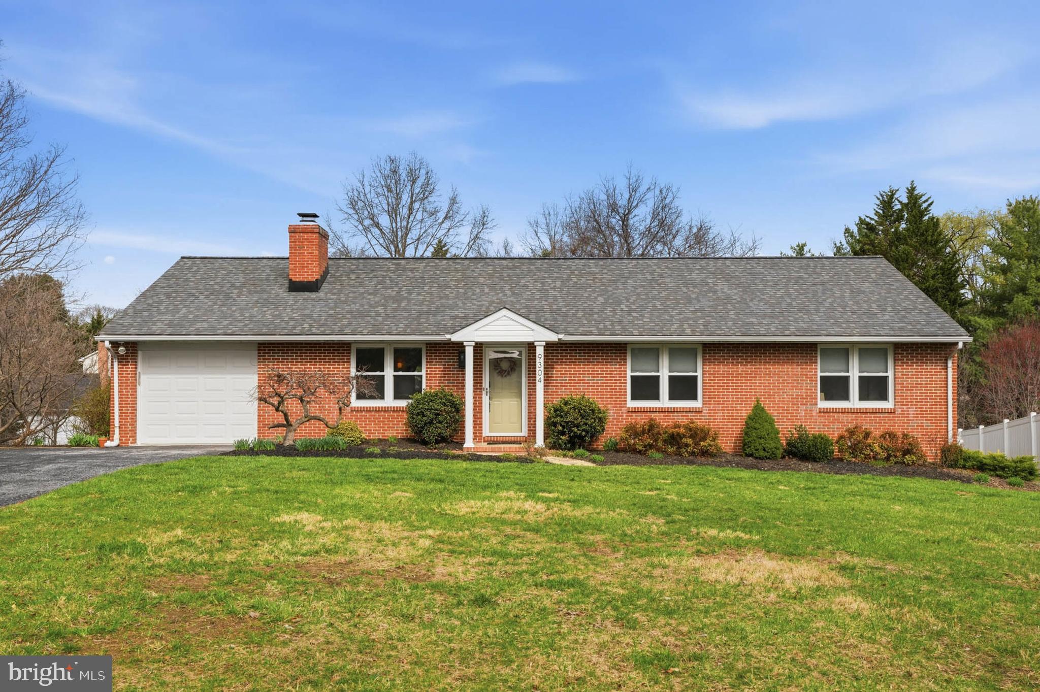 MOUNT HEBRON - Residential