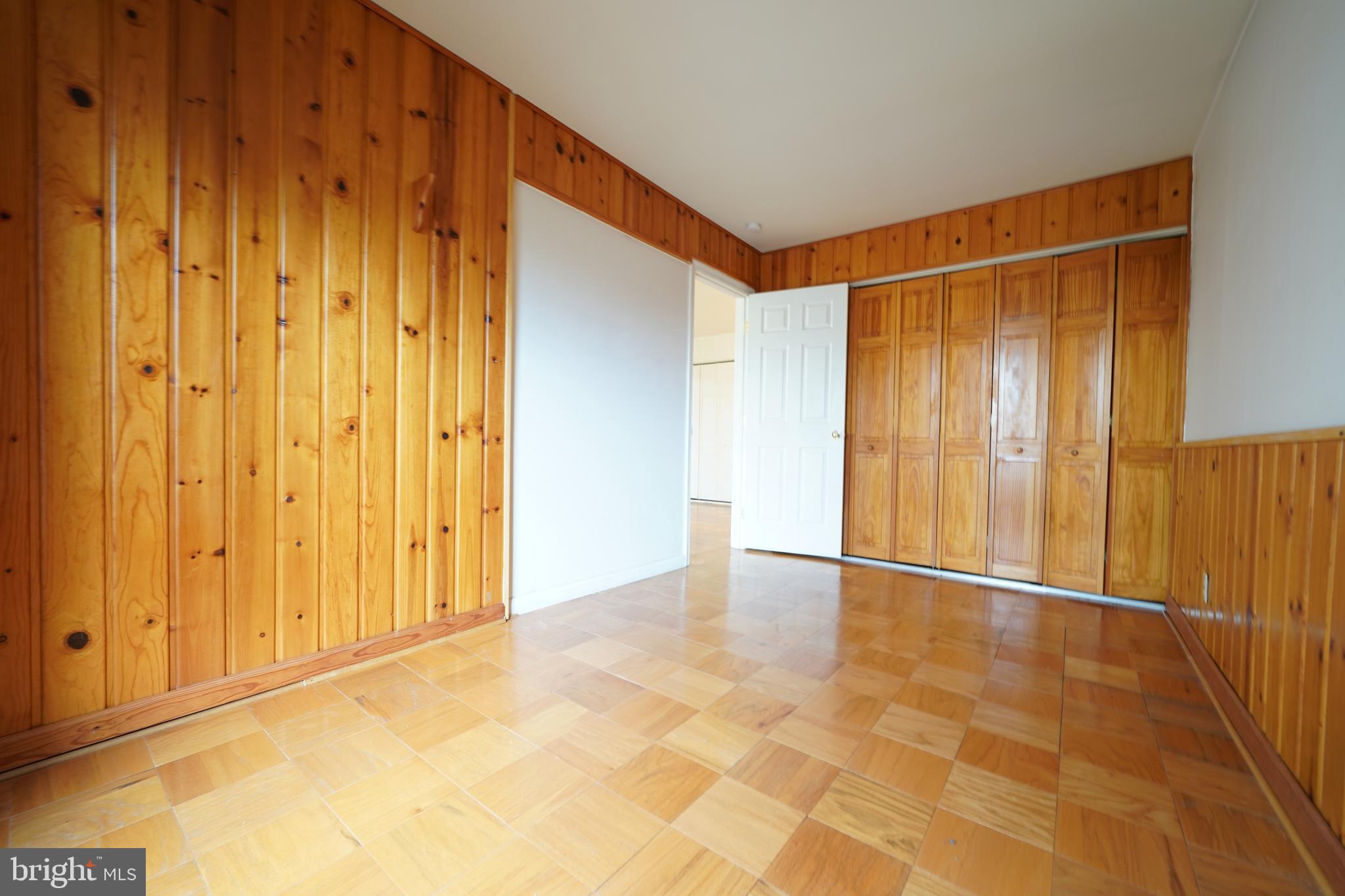 HERITAGE COURT - Residential Lease