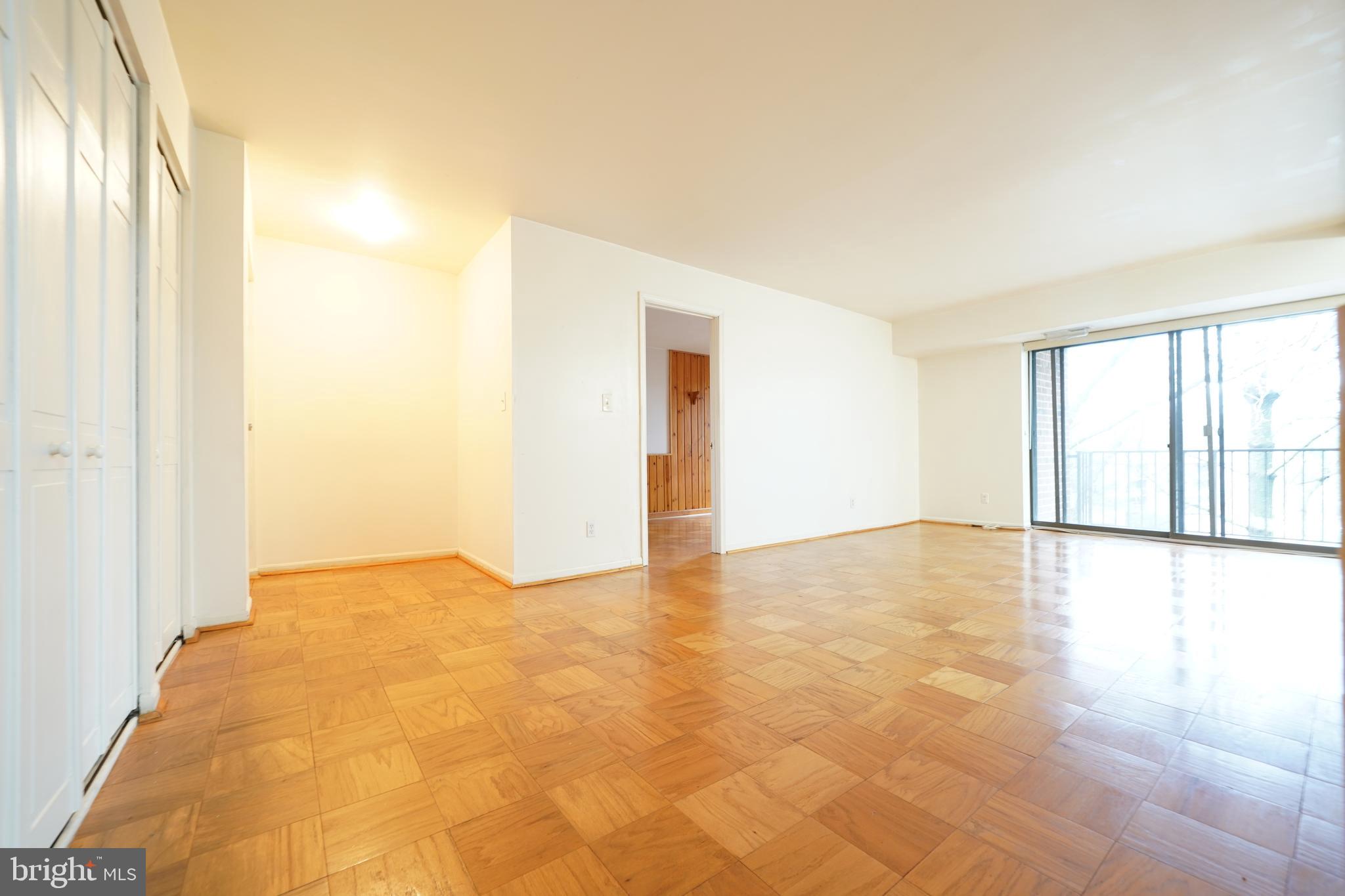 HERITAGE COURT - Residential Lease