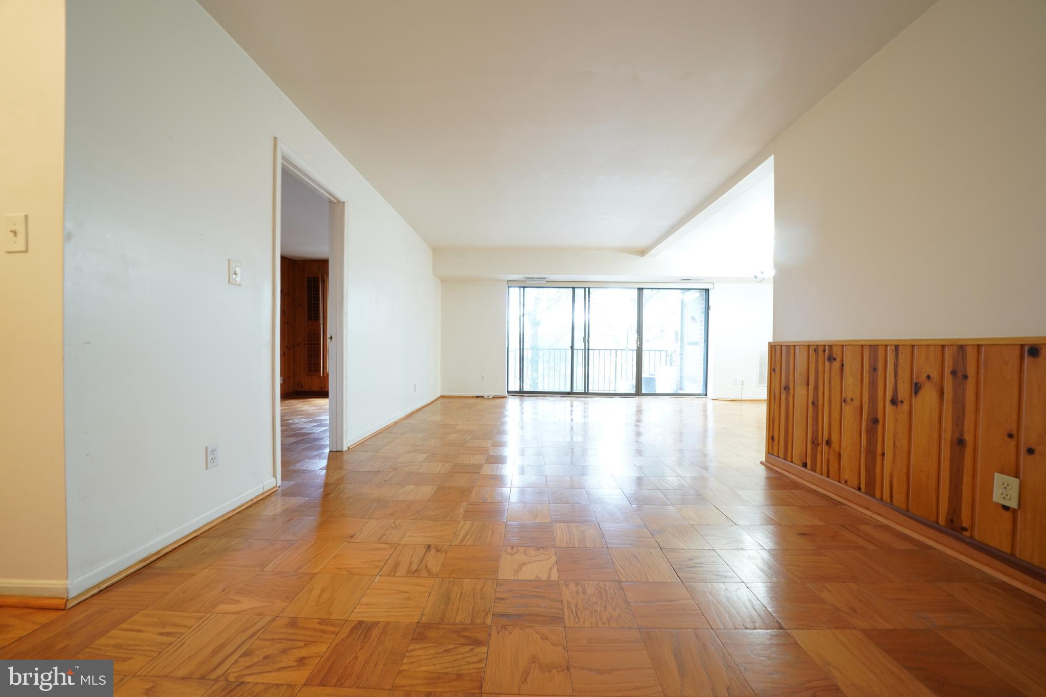 HERITAGE COURT - Residential Lease