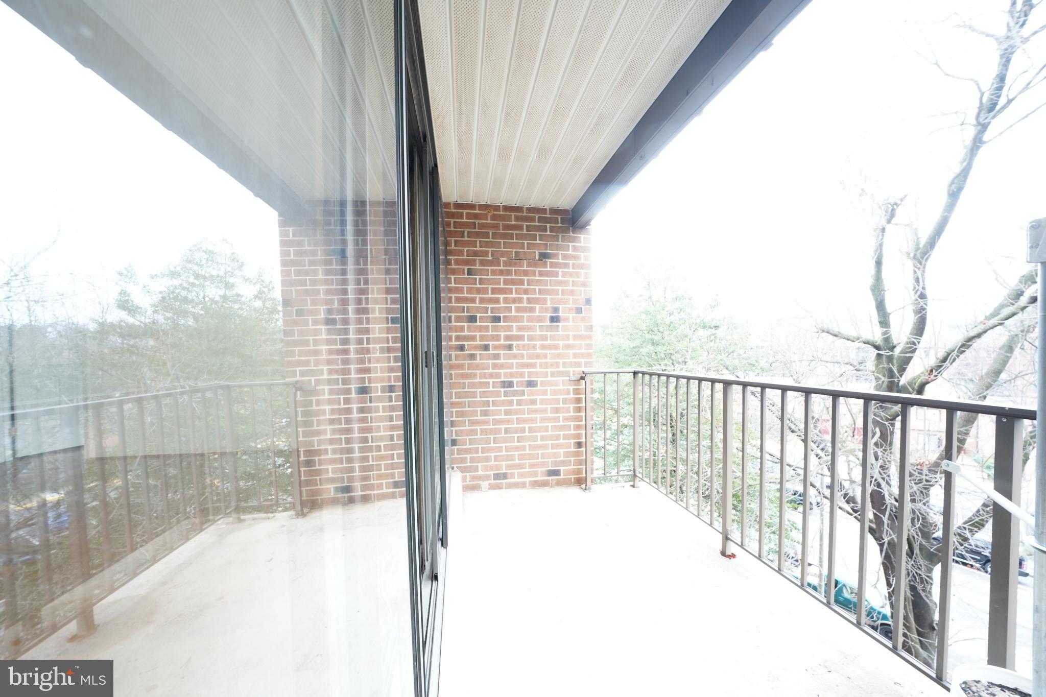 HERITAGE COURT - Residential Lease