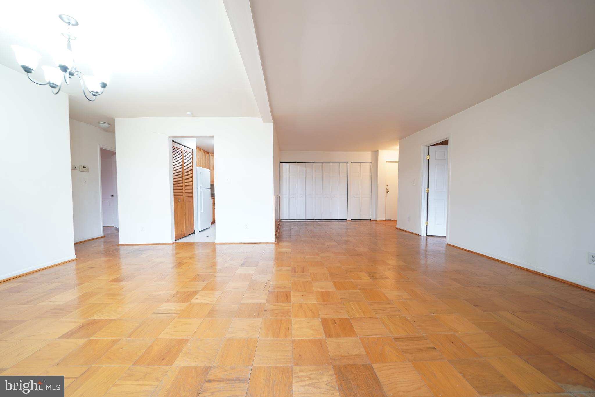 HERITAGE COURT - Residential Lease