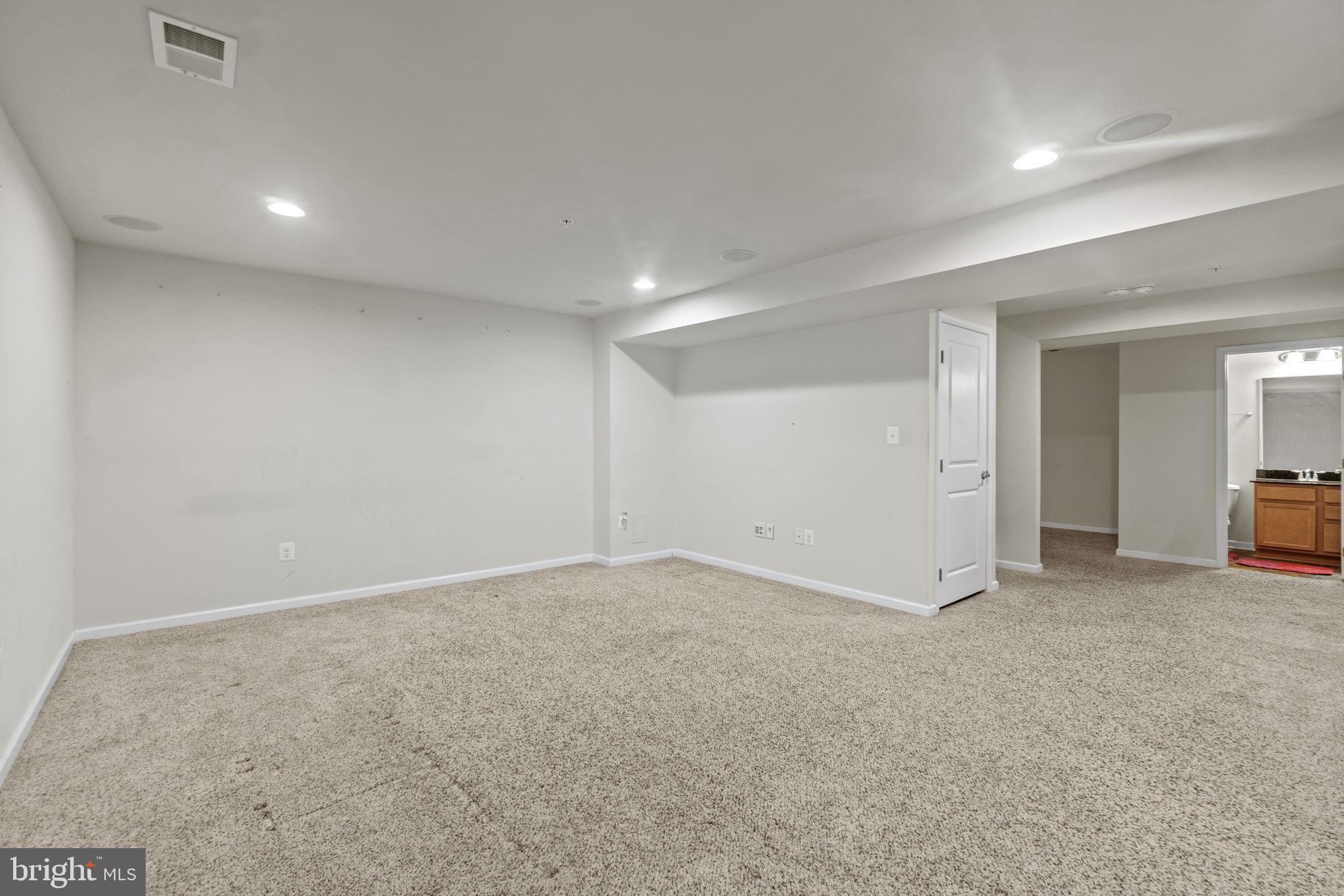 HALLIE HILL FARM - Residential