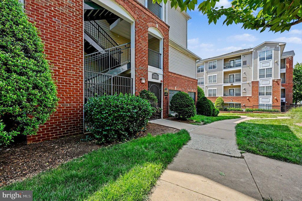 Photo of 4852 Eisenhower Avenue #434, ALEXANDRIA, VA 22304 (MLS # VAAX2060566)