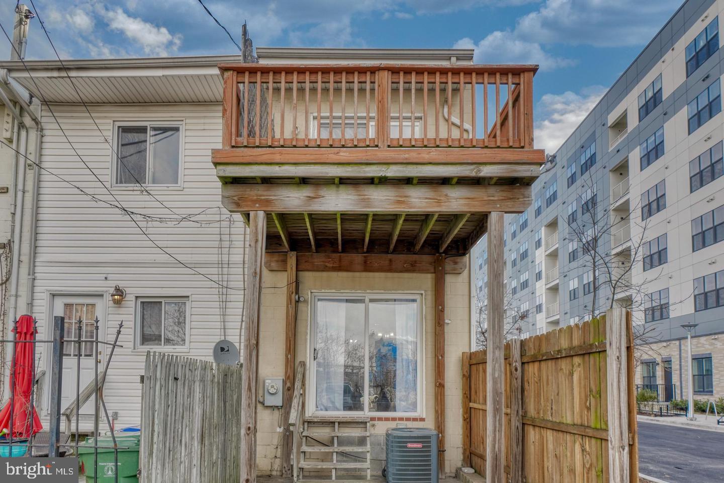 1754 CLARKSON STREET