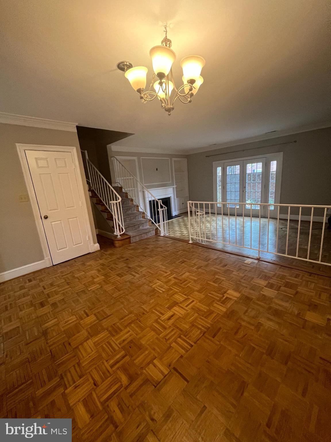 TOBACCO QUAY - Residential Lease